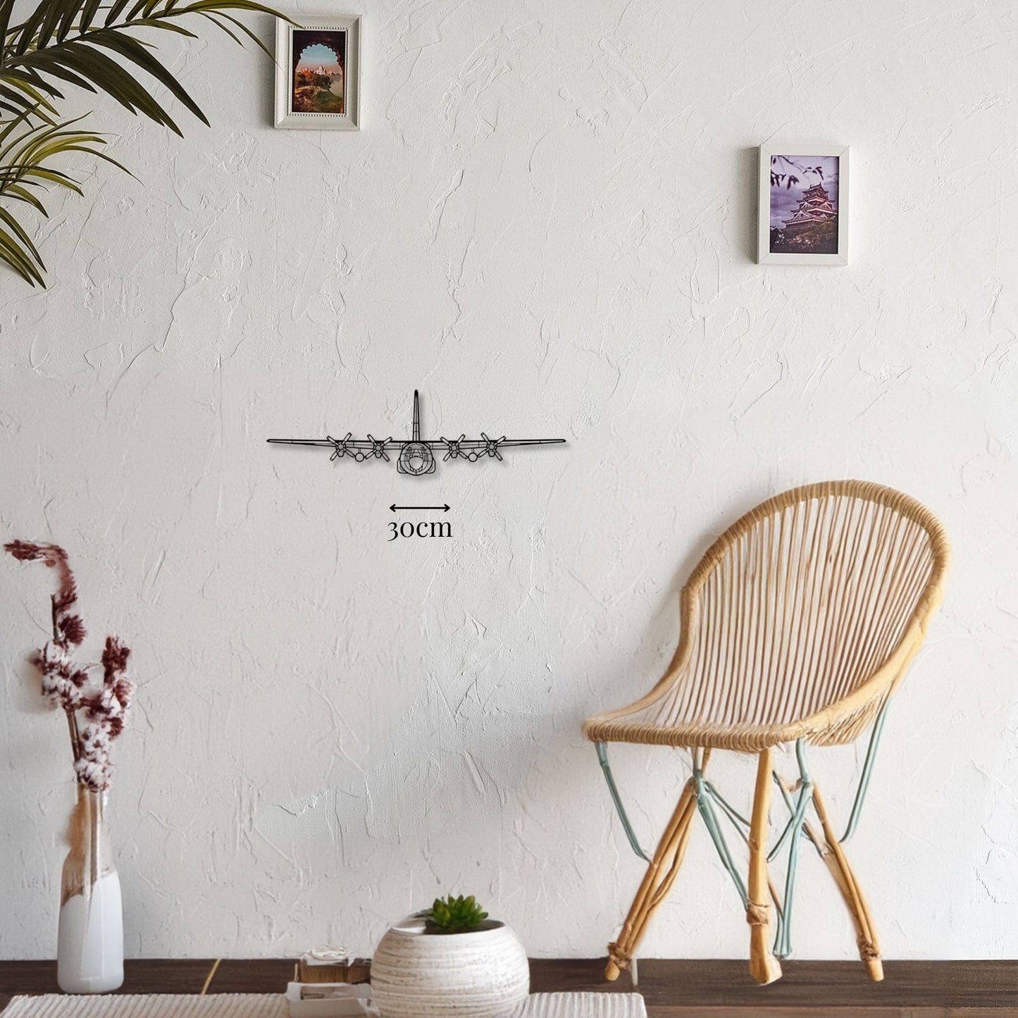 petite decoration murale c 130h hercules vue avant